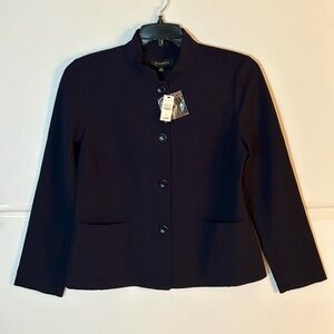Talbots Women’Navy button up blazer. NWT